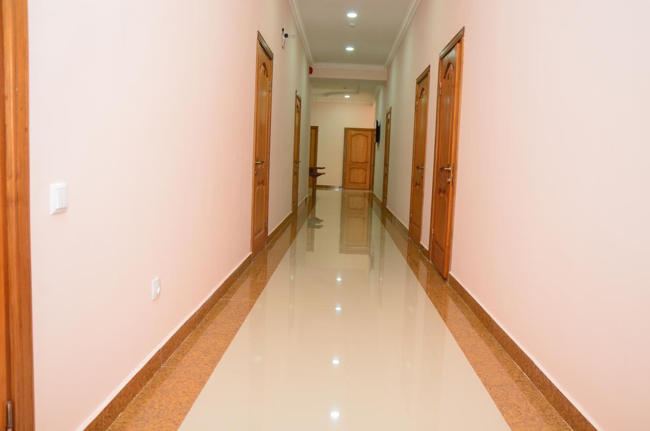Canyon Hotel Khidi Екстериор снимка