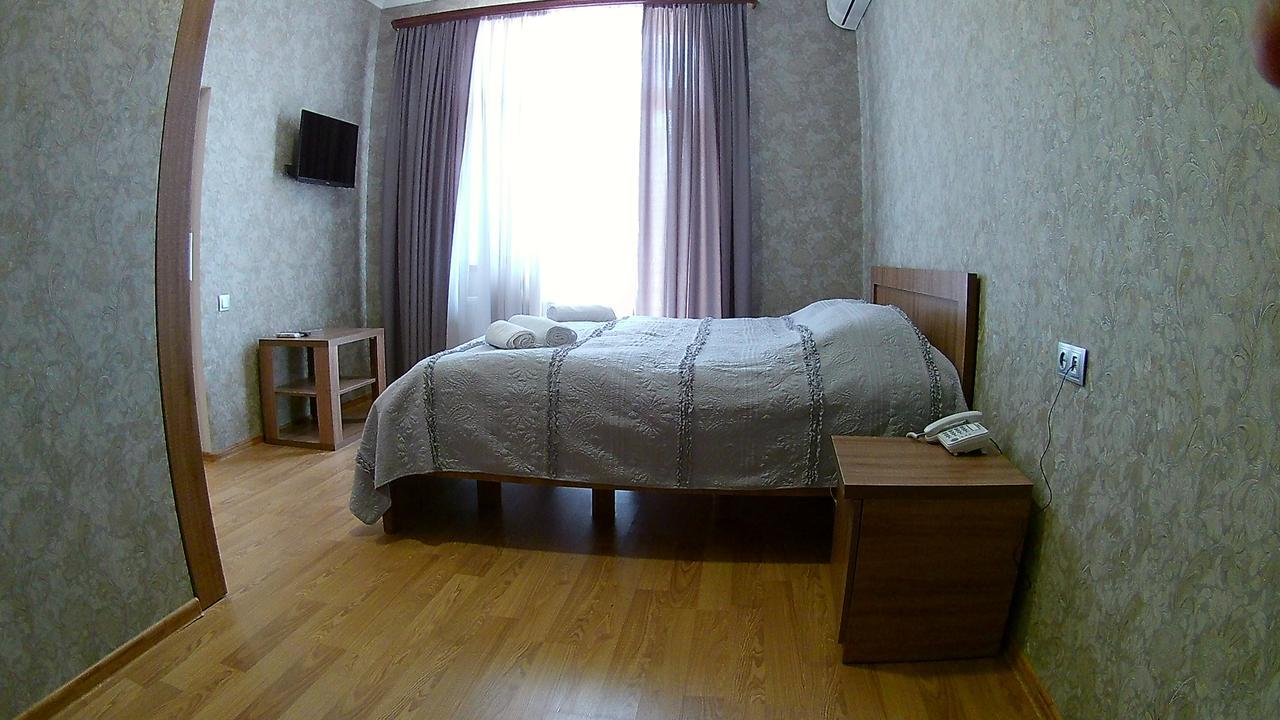 Canyon Hotel Khidi Екстериор снимка