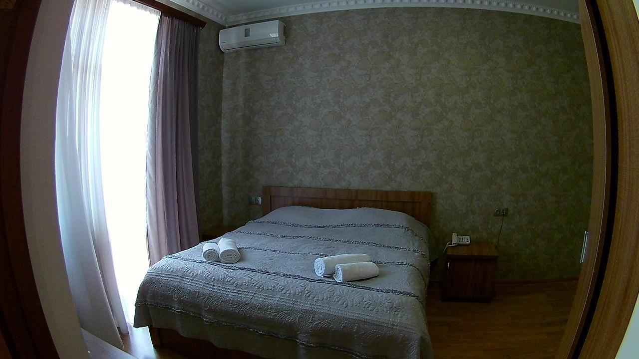 Canyon Hotel Khidi Екстериор снимка