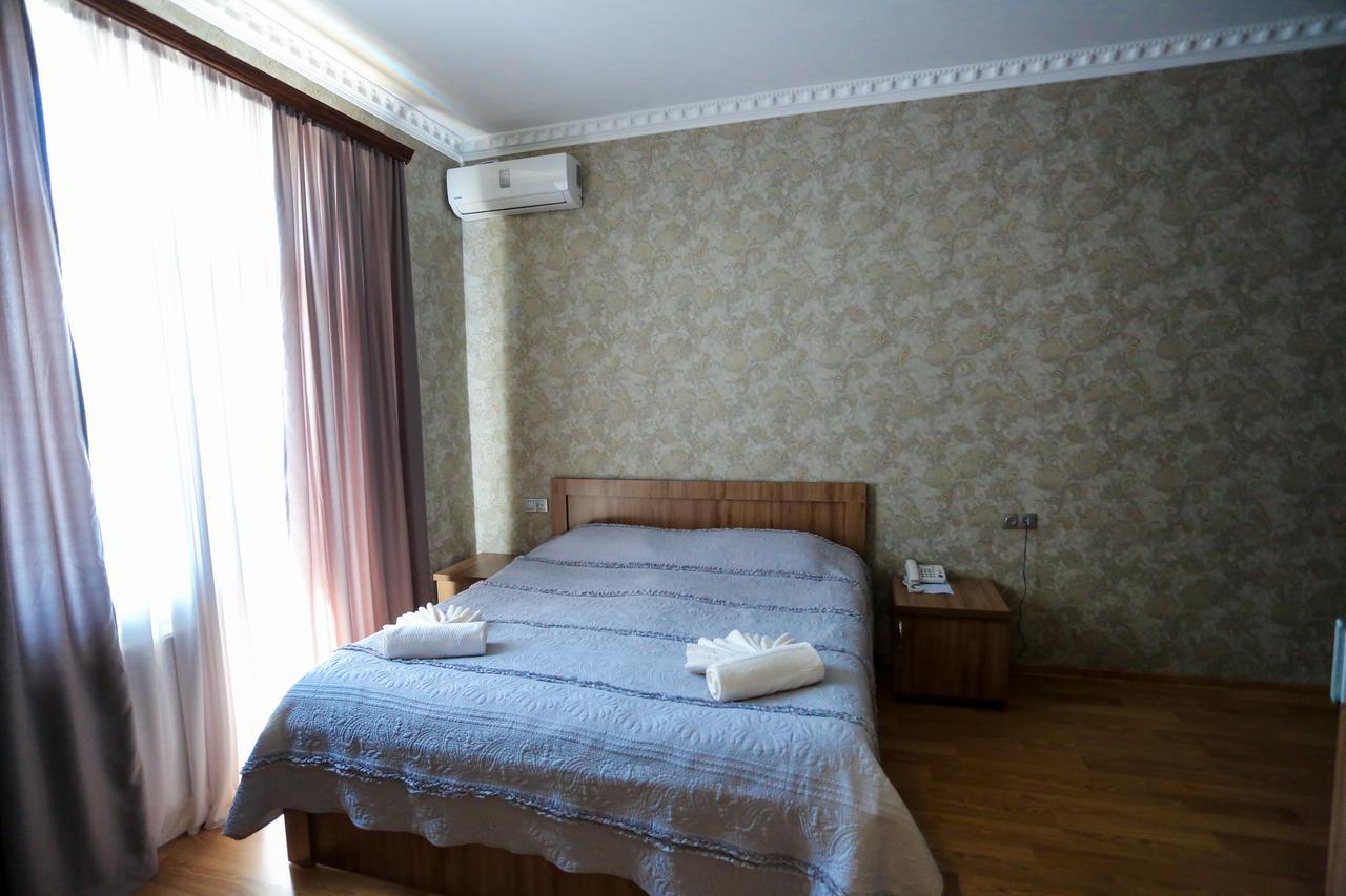 Canyon Hotel Khidi Екстериор снимка
